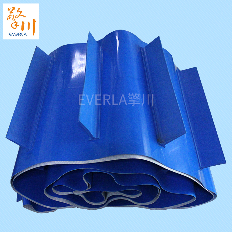 PVC藍色<a href='http://www.dsjvvrk.cn/shusongdai/' target='_blank'><u>輸送帶</u></a>加擋板