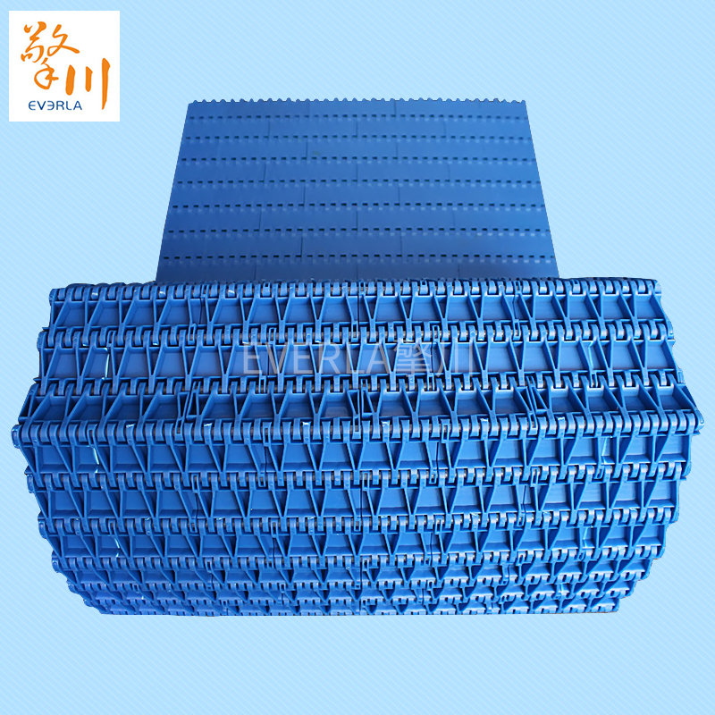 藍色POM塑料加擋塊鏈板<a href='http://www.dsjvvrk.cn/shusongdai/' target='_blank'><u>輸送帶</u></a>