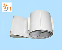 pu<a href='http://www.dsjvvrk.cn/shusongdai/shipin/' target='_blank'><u>食品輸送帶</u></a> 加無底座擋塊傳送帶